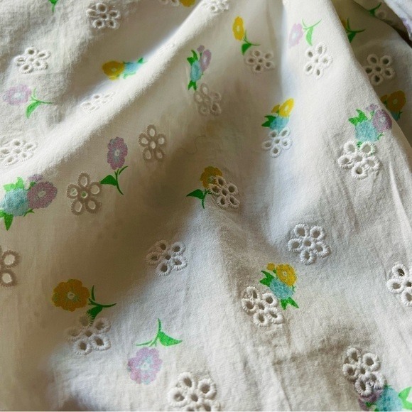 For Love and Lemons Azalea Crop Top in White Floral - Picture 8 of 12